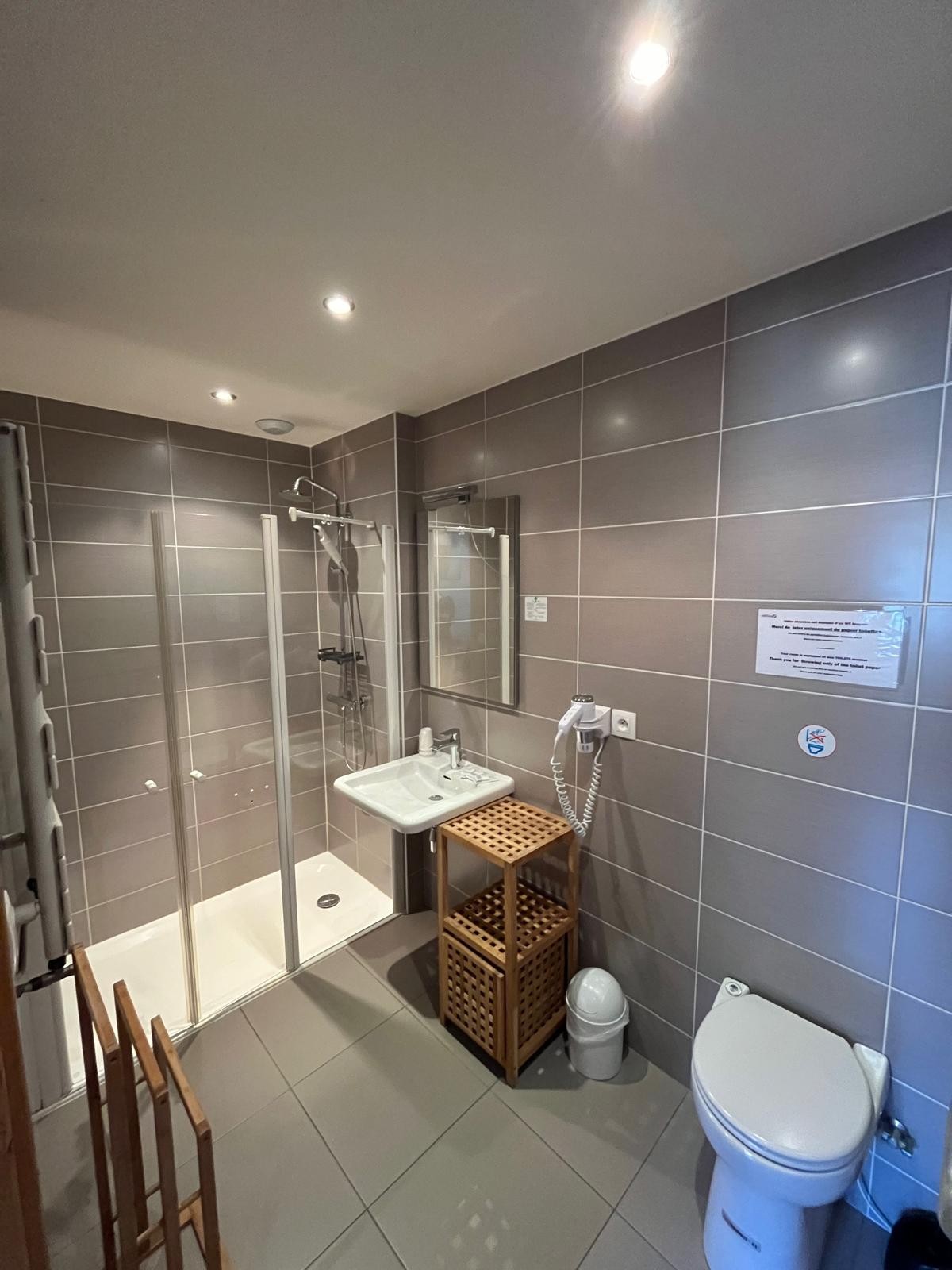 Détail de CHAMBRE TRIPLE 10