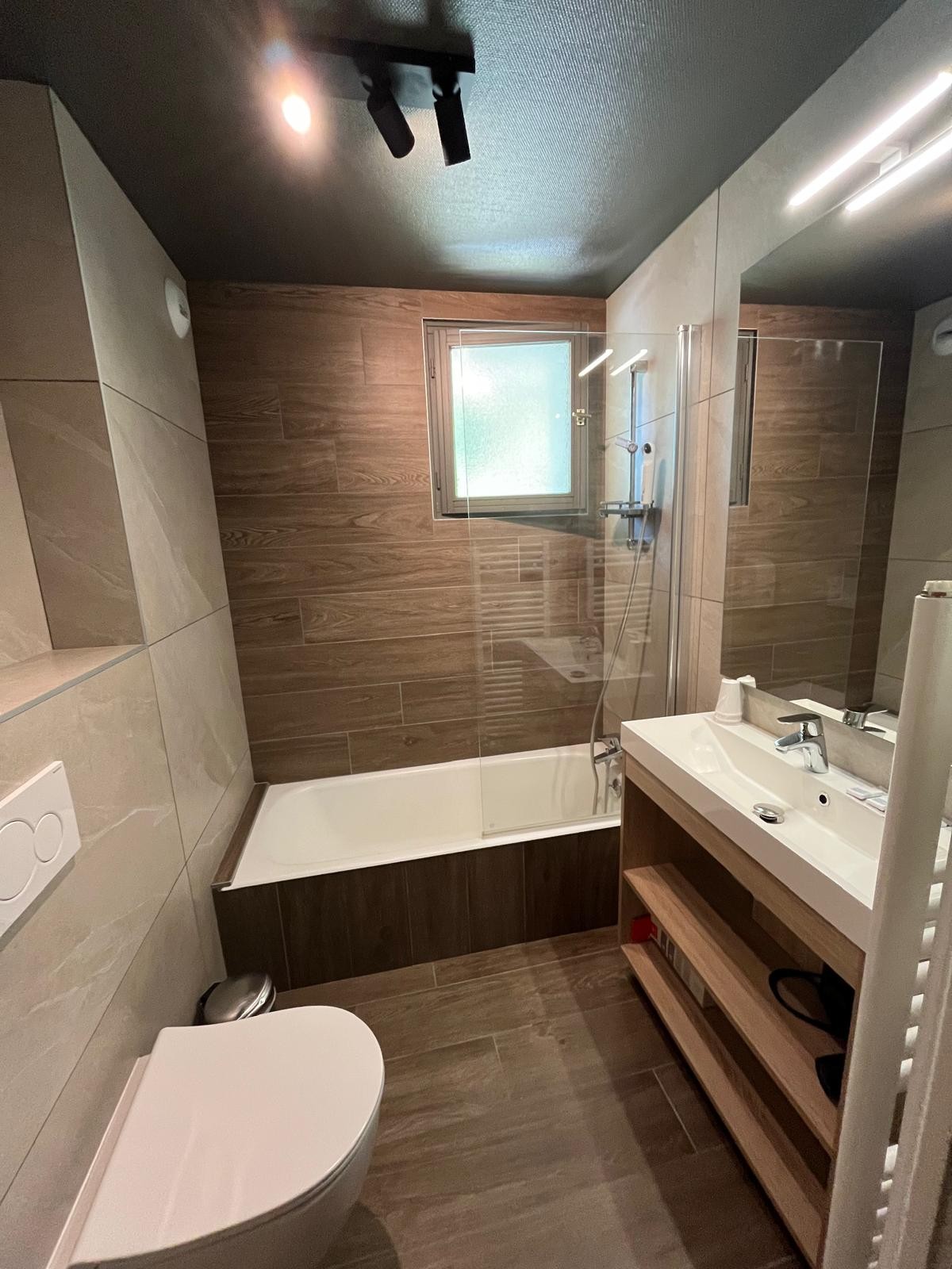 Détail de CHAMBRE TRIPLE 13